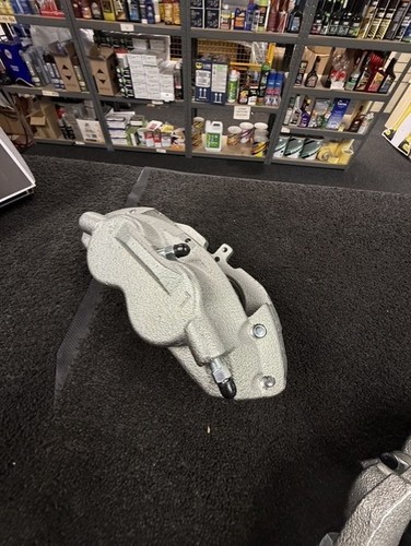Front brake caliper for - rh,